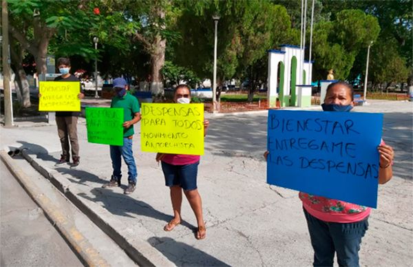 Gestionan antorchistas de Jaumave apoyos alimentarios con manifestación pacífica 