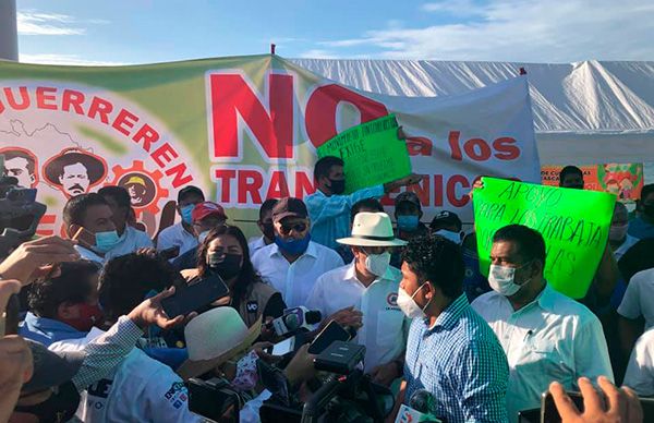 Fuerza Guerrerense se manifiesta en Acapulco; exige audiencia con AMLO