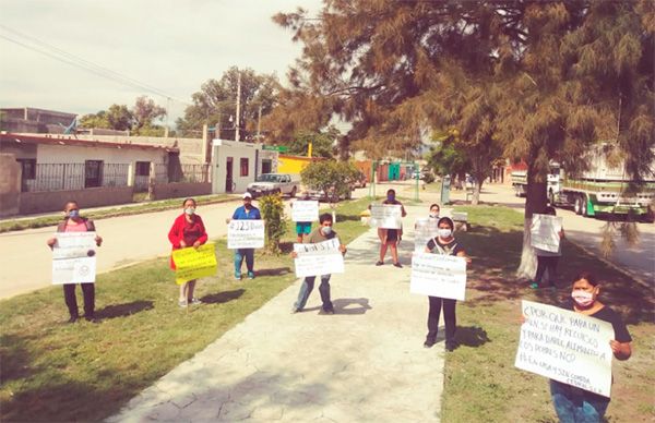 Agradecen en Cedral a Antorcha; al alcalde le reprochan  