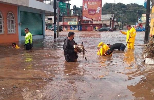 Habitantes de Filomeno Mata, Córdoba y Banderilla piden ayuda al gobernador por fuertes afectaciones a causa de las lluvias