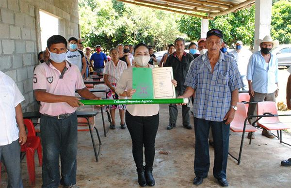 Antorcha logra título agrario para el ejido Mata de Agua, en Tezonapa