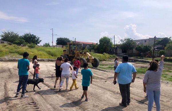 Antorchistas logran construcción de cancha de usos múltiples