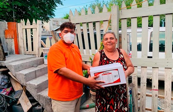 Distribuye Antorcha en Nuevo Laredo alimentos auspiciados por fundaciones