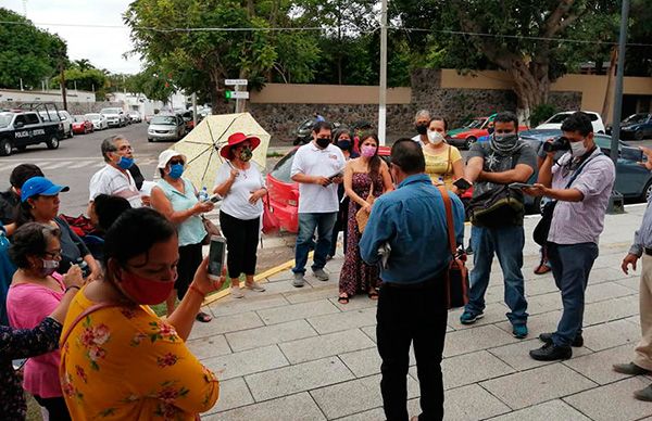 Antorchistas consiguen audiencia con gobernador de Colima