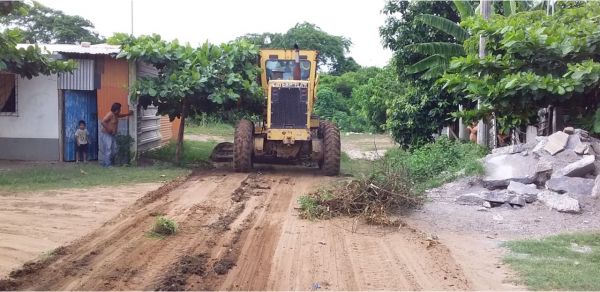 Revisten calles de Matacocuite