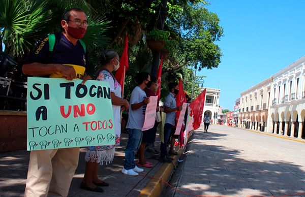 Yucatecos antorchistas exigen cese la represión política en Puebla