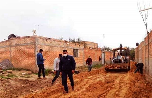 Constata alcalde progreso de obras en Villa de Arriaga