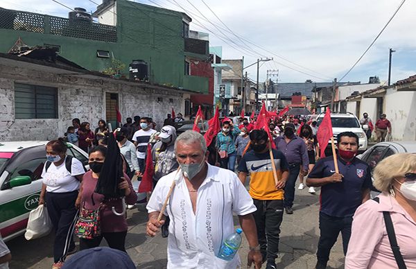 Invivienda Veracruz niega regularización de terrenos; colonos instalarán plantón