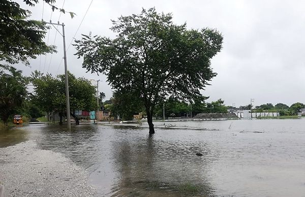 La colonia La Antorcha yace en el agua y sin atención de la comuna