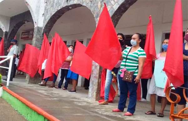 Habitantes de San Antonio protestan contra negativa del alcalde