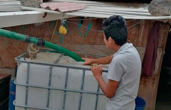 En Nicolás Romero gestiona Antorcha agua para colonia popular