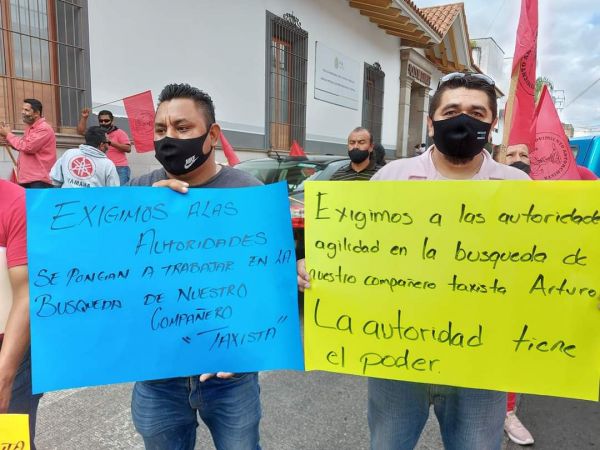 Localizan con vida a taxista antorchista desaparecido 