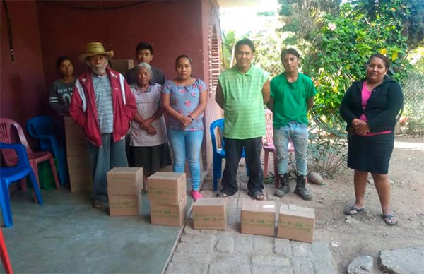 Entrega Antorcha apoyos alimenticios para pueblo de La Montaña