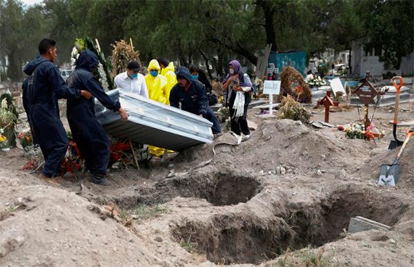 Pueblo de México, llora tus muertos, pero no olvides