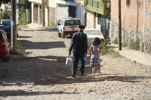 Vecinos de la Col.Zapata en Xalapa, reprueban recortes presupuestales en PEF  2021