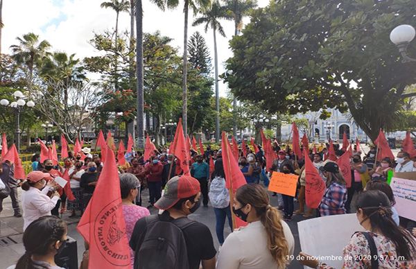 Con protestas en 7 municipios, antorchistas demandan atenci¾n del gobernador Cuitlßhuac GarcÝa