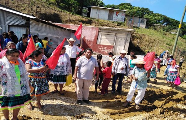 Arranca electrificación en colonia Fraternidad Antorchista