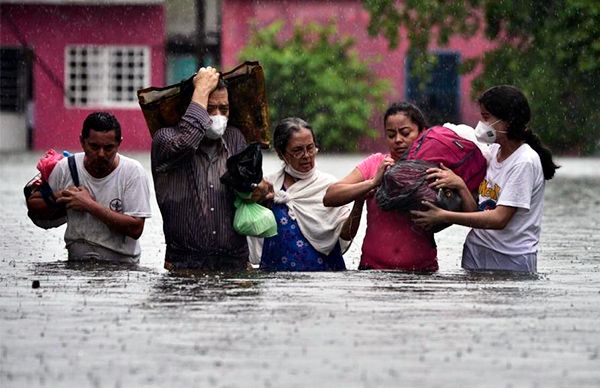 Antorcha se solidariza con damnificados de Tabasco