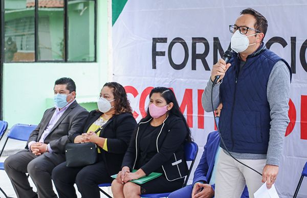 Con acciones demostramos nuestro compromiso con la educación: Tolentino Román