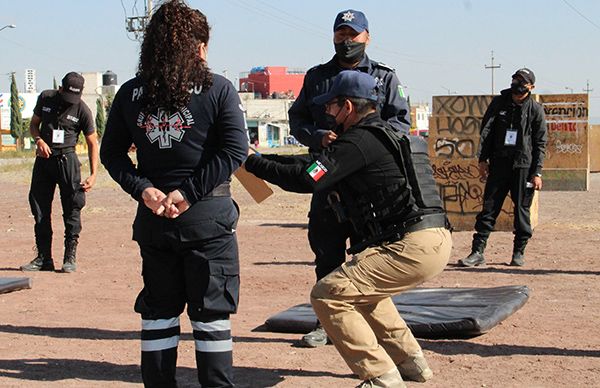 Policía de Chimalhuacán impulsa profesionalización de sus uniformados