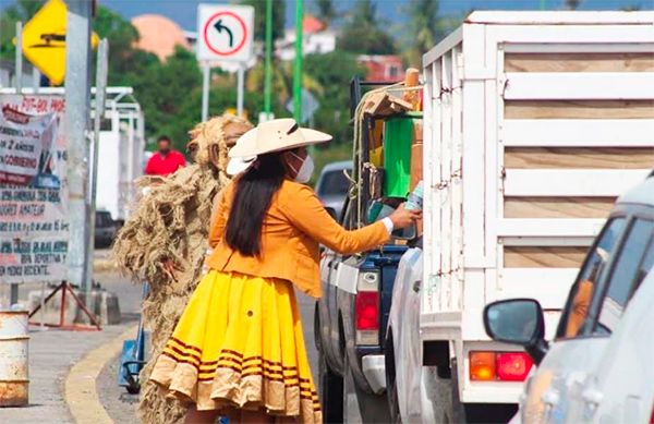 Recaudan habitantes del Istmo fondos para lucha social