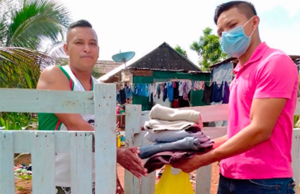 Humildes recolectan víveres para Tabasco