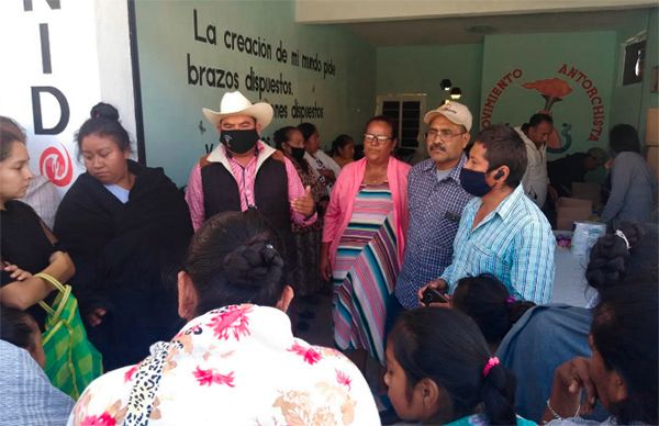 Antorcha y Germán Juárez Nieto benefician a familias de Zumpahuacán con programa de abasto a bajo costo