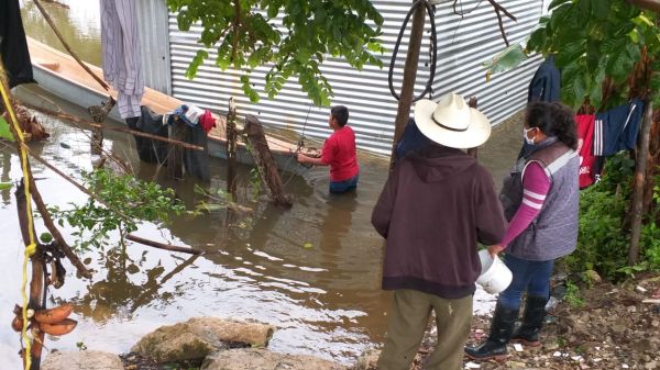 Sólo con movilización popular dejará de inundarse Tabasco