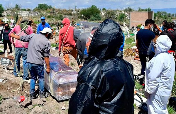 Mexicanos, condenados a muerte por Morena