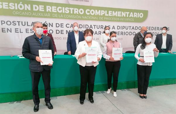 Rosalba Pineda continúa registro a precandidata por el distrito 30