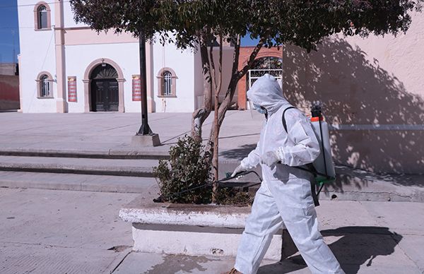 Ayuntamiento de Villa de Ramos sanitiza El Salitral