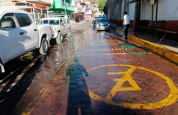 Taxistas toman medidas de control contra la covid- 19