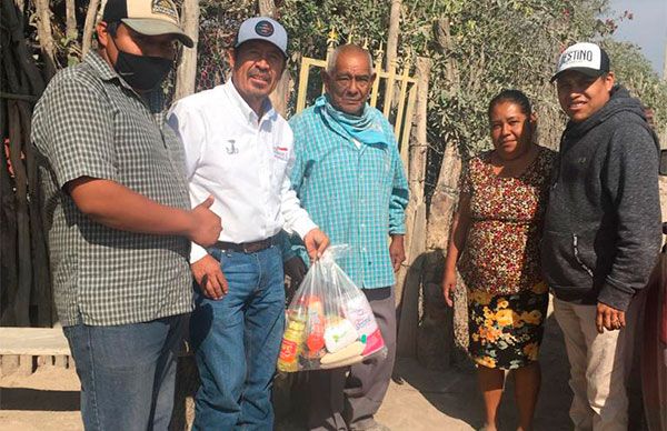 Antorcha lleva apoyo alimentario a familias de Villa Juárez