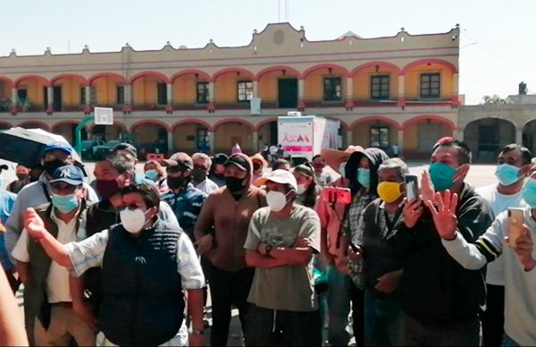 Antorchistas exigen agua potable en Cocotitlan