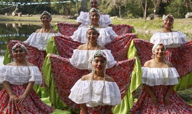 Bailarines veracruzanos hoy en la Espartaqueada