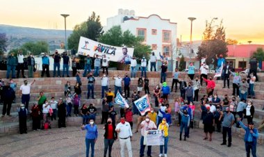 Taxistas de Guadalupe apoyan a Osvaldo Ávila