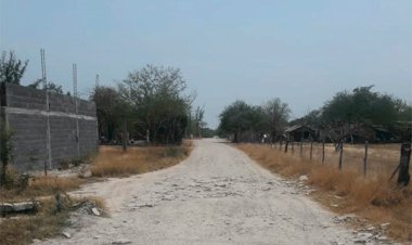 Exigen paterfamilias antorchistas obras complementarias para escuelas