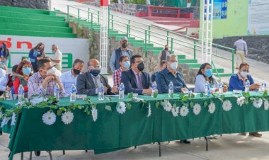 Concluyen techumbres en escuelas de Tepalcates y Xochitenco Parte Alta