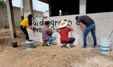 Estudiantes continúan protestando para ser vacunados antes del pronto regreso a clases