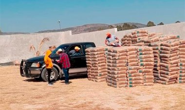 Familias reciben material para mejoramiento de vivienda