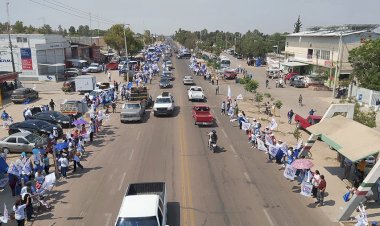 Candidatas del PAN realizan caravana 