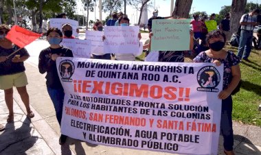 En el olvido, las demandas de los pobres: Líder antorchista