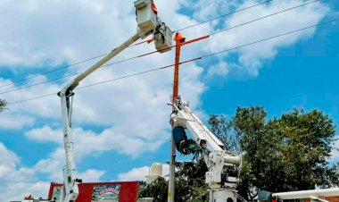 Logra Antorcha electrificación para “El Encino”