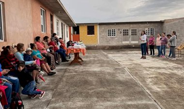 Armadillenses reciben a la presidenta municipal electa de extracción antorchista 