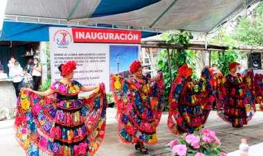 Antorcha Campesina entrega obra de electrificación en Agencia de Policía