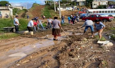 Alcalde Hipólito Rodríguez Herrero abandona las colonias populares