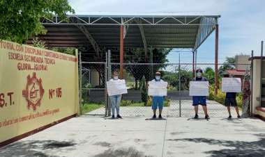 Estudiantes y maestros exigen vacunas antes de regreso a clases presencial