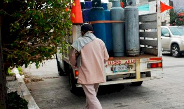 Aumento al precio de gas LP afecta a transporte público y usuarios