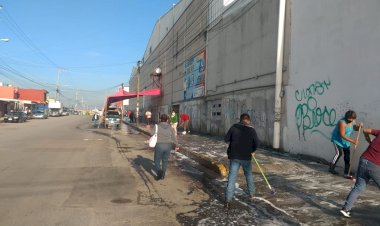 Comerciantes ponen ejemplo en pandemia