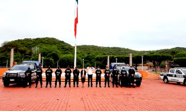 Entregan patrulla a seguridad pública de Teco